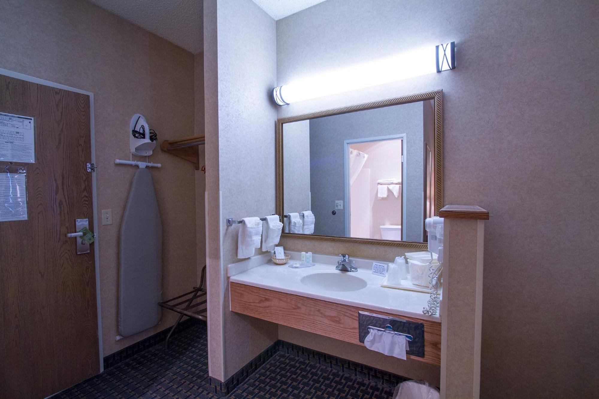 Miles City Hotel Εξωτερικό φωτογραφία
